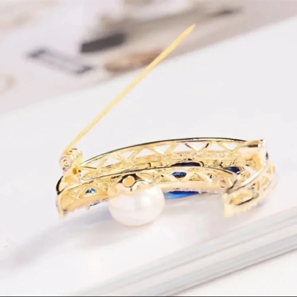 Vazira Queen gold copper